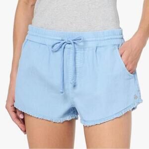 Roxy shorties